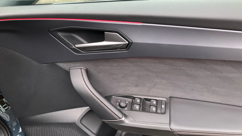 CUPRA Leon 1.5 eTSI 150 V2 5dr DSG [18Inch  alloy] Petrol Hatchback